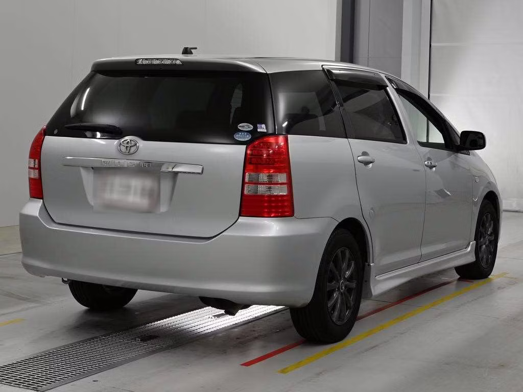 TOYOTA WISH