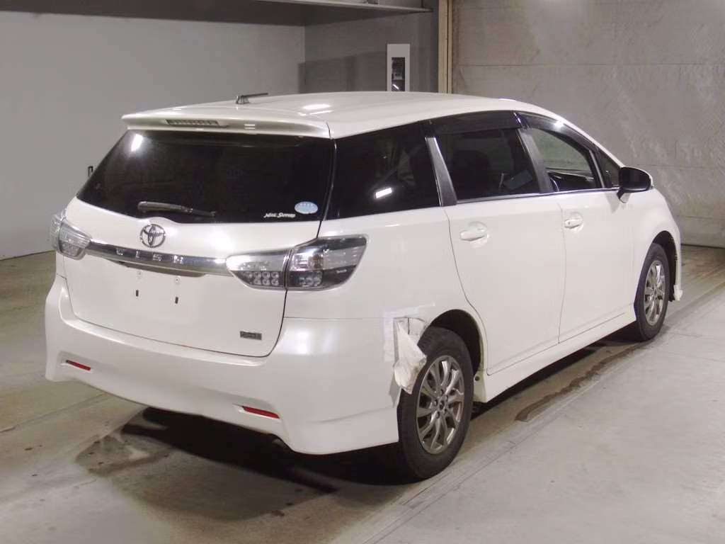 TOYOTA WISH