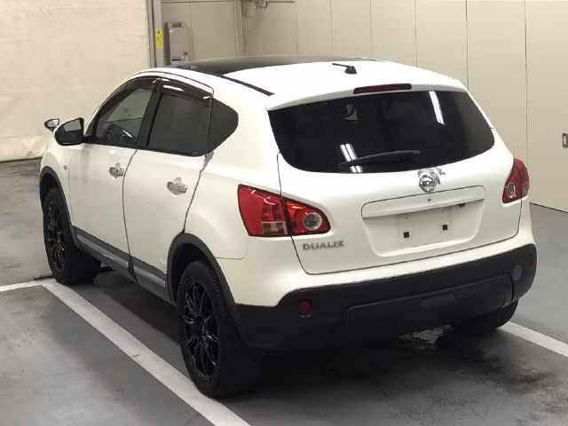 NISSAN DUALIS