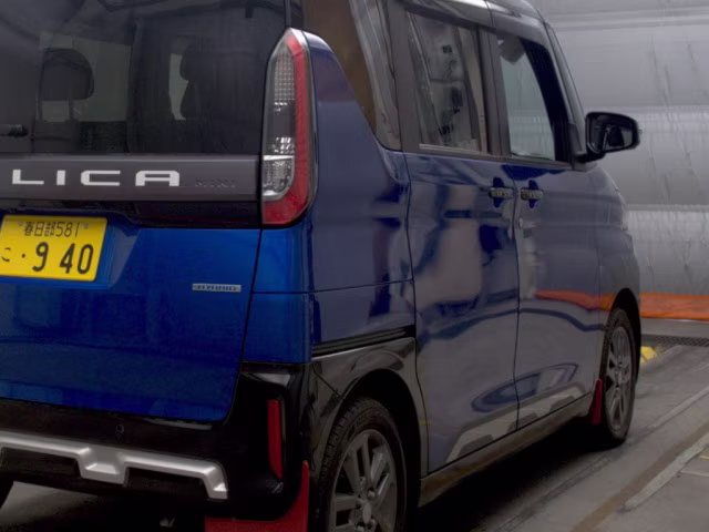MITSUBISHI DELICA MINI