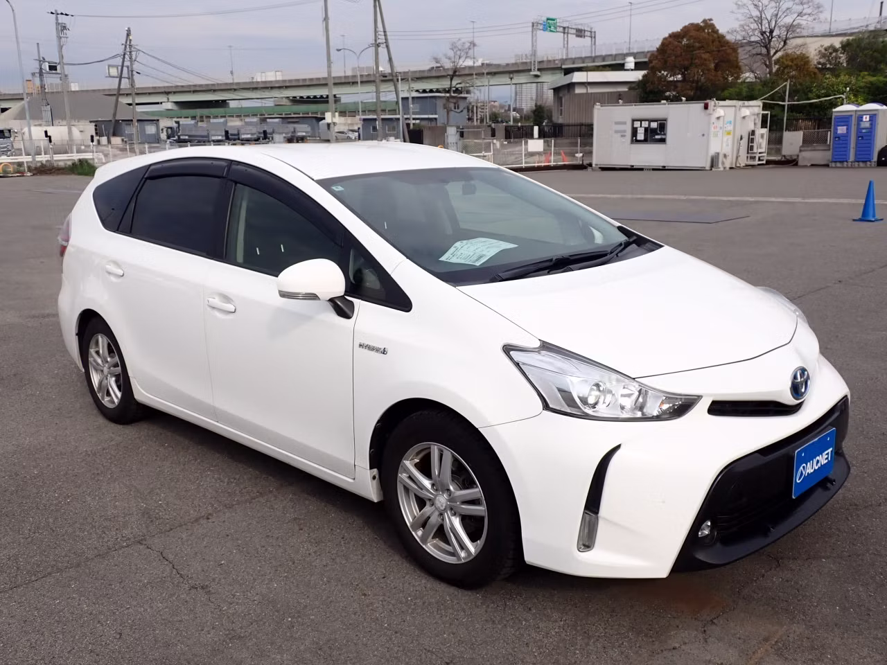 TOYOTA PRIUS ALPHA