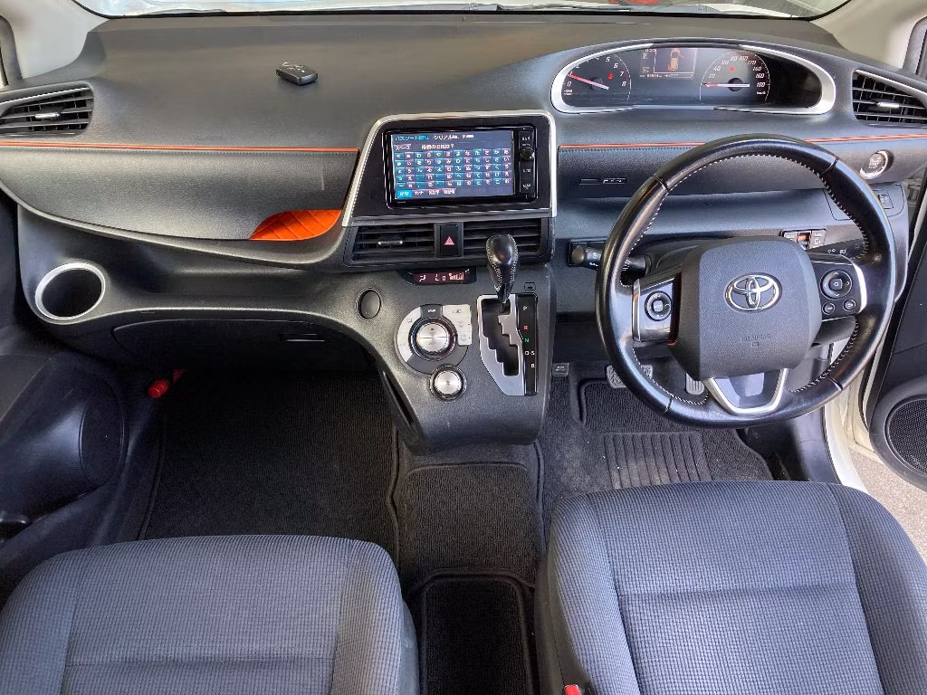 TOYOTA SIENTA