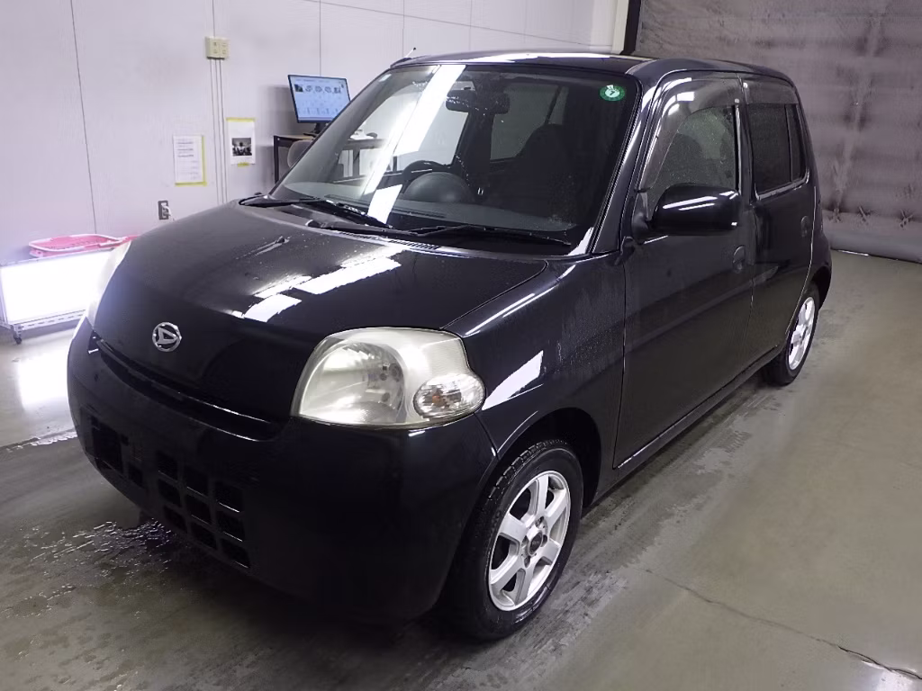DAIHATSU ESSE