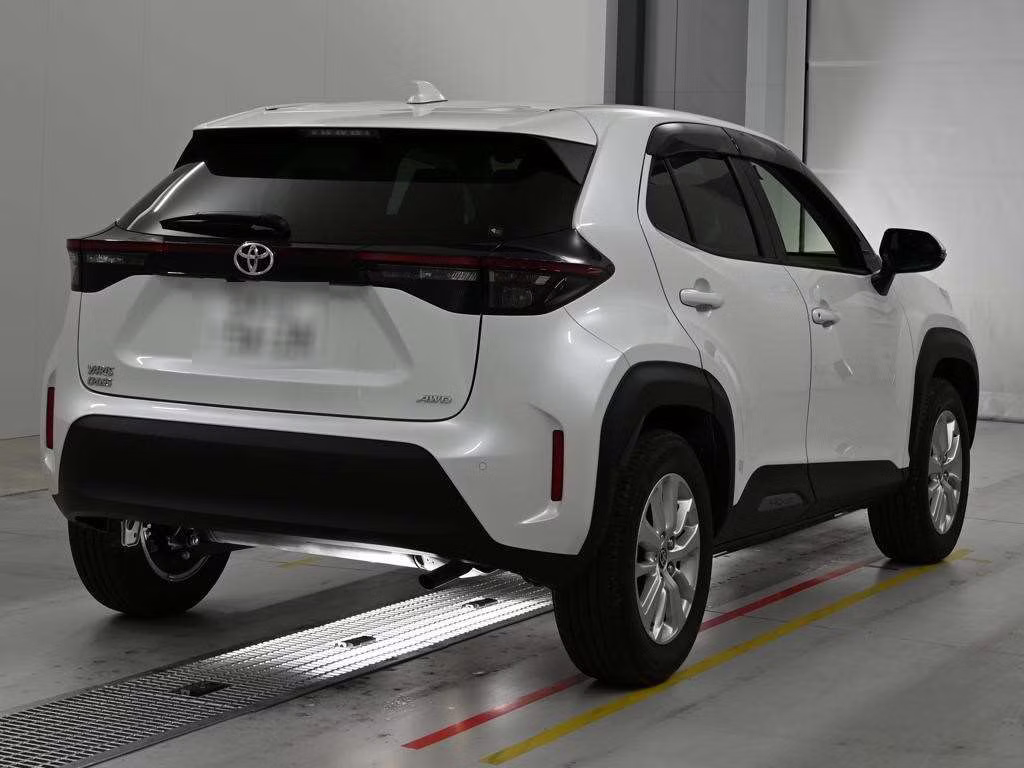 TOYOTA YARIS CROSS