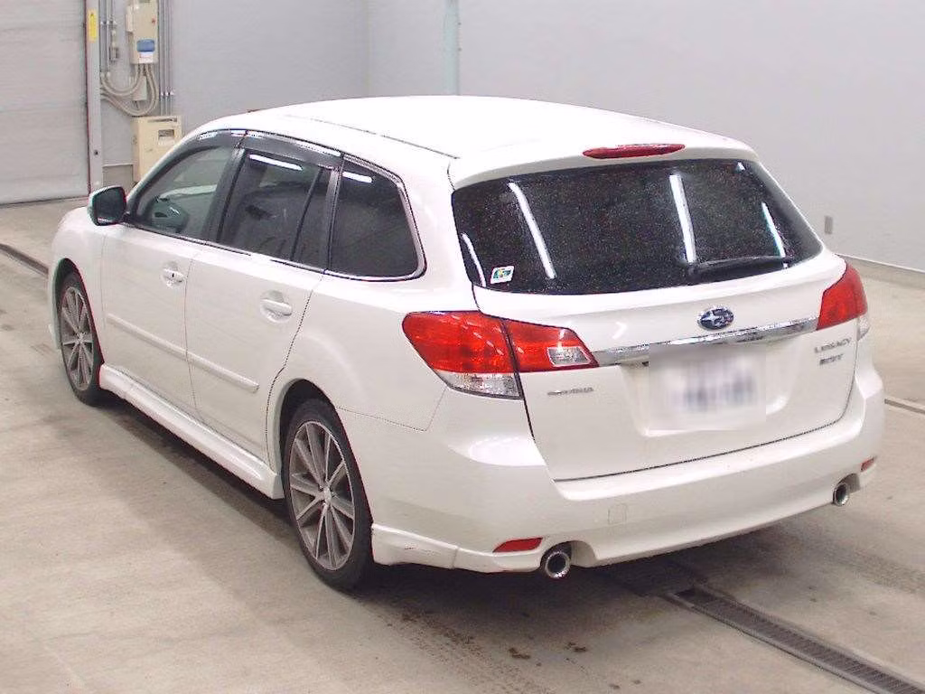 SUBARU LEGACY