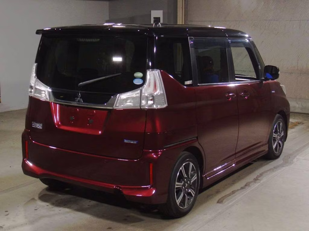 MITSUBISHI DELICA D:2