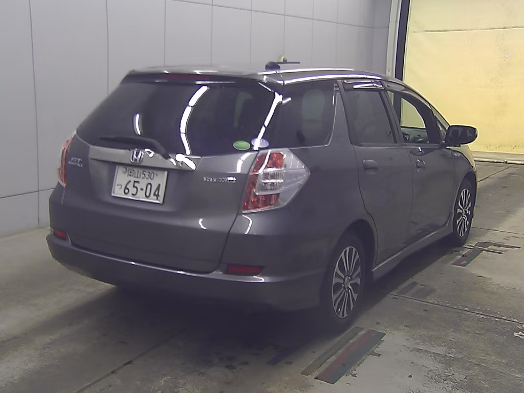 HONDA FIT SHUTTLE