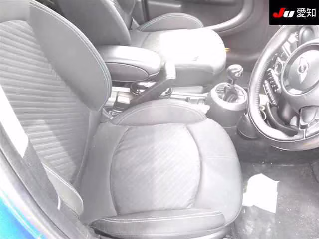MINI CROSSOVER