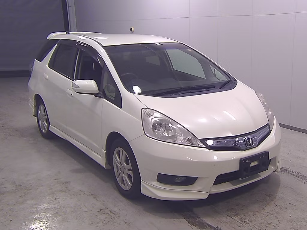 HONDA FIT SHUTTLE