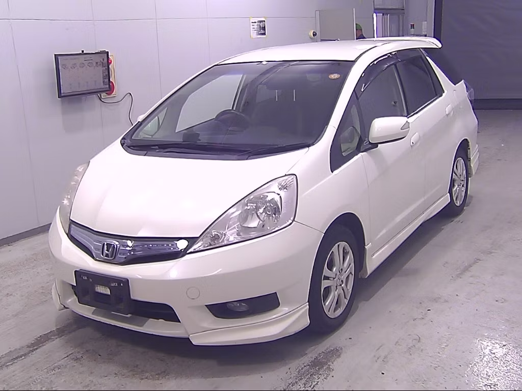 HONDA FIT SHUTTLE
