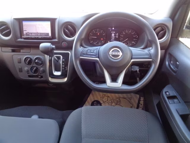 NISSAN CARAVAN