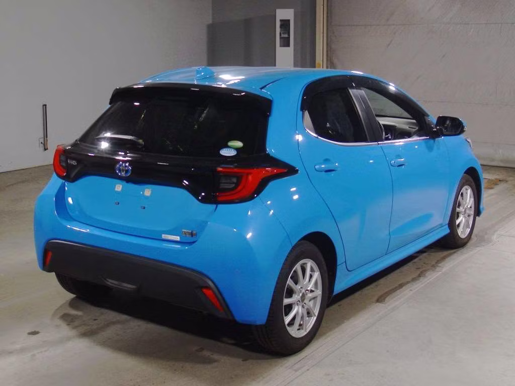 TOYOTA YARIS