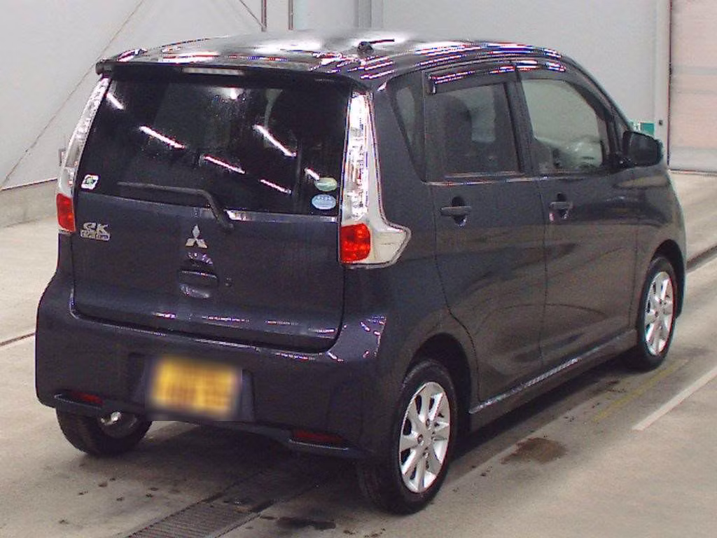 MITSUBISHI EK CUSTOM