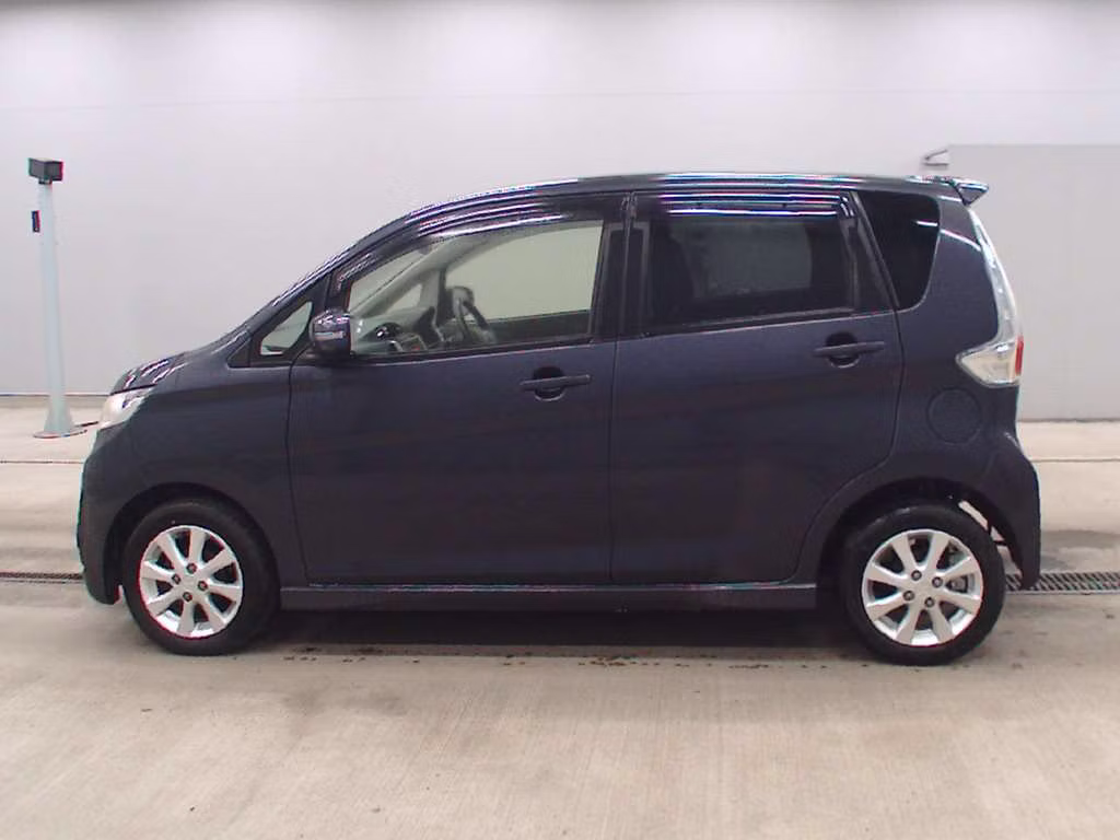 MITSUBISHI EK CUSTOM