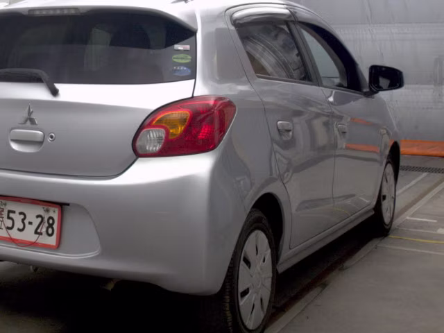 MITSUBISHI MIRAGE