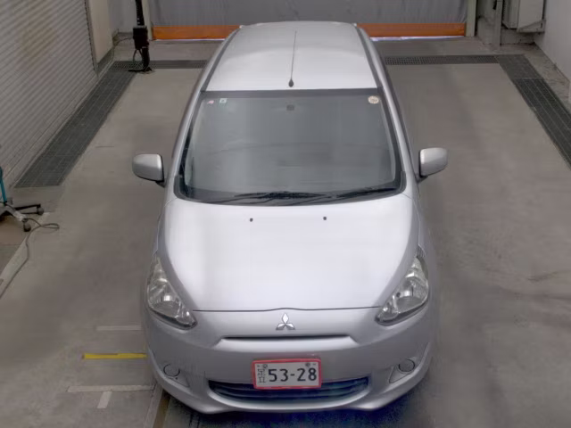 MITSUBISHI MIRAGE