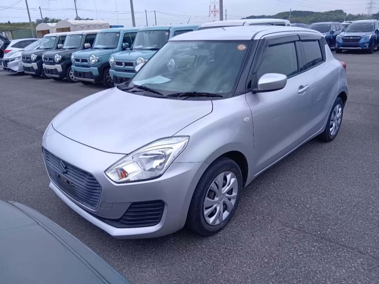 SUZUKI SWIFT