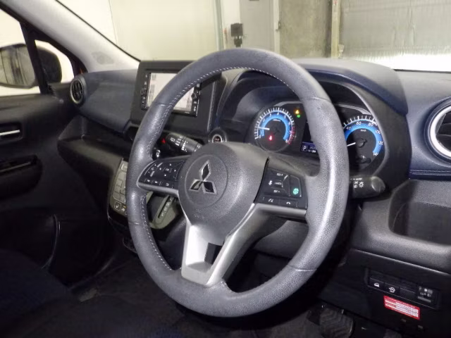 MITSUBISHI EK X