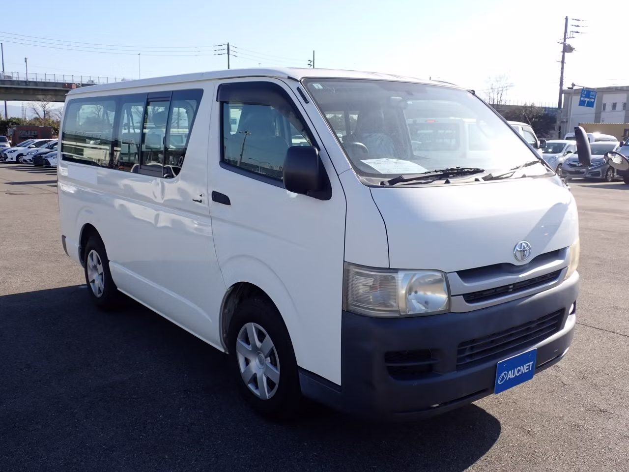 TOYOTA REGIUS ACE