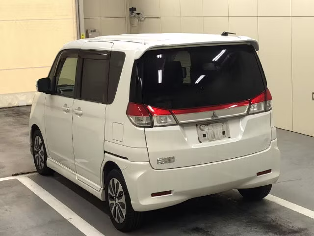 MITSUBISHI DELICA D:2