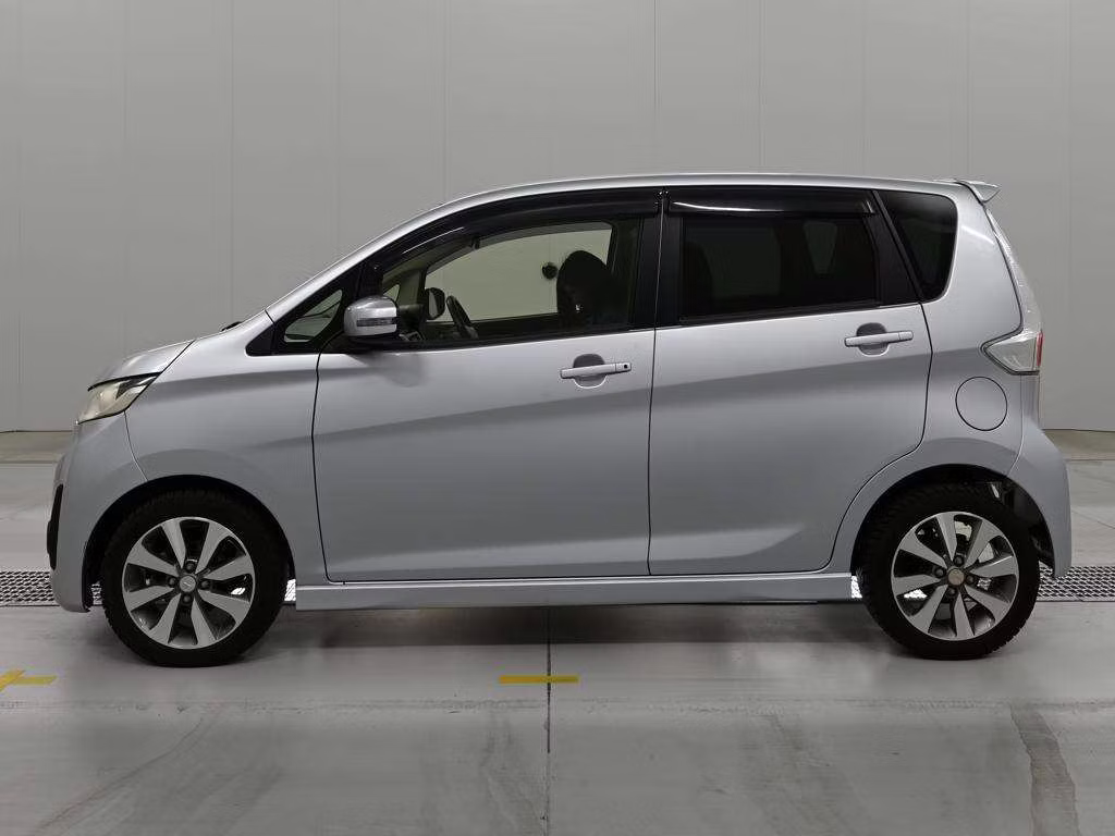MITSUBISHI EK CUSTOM