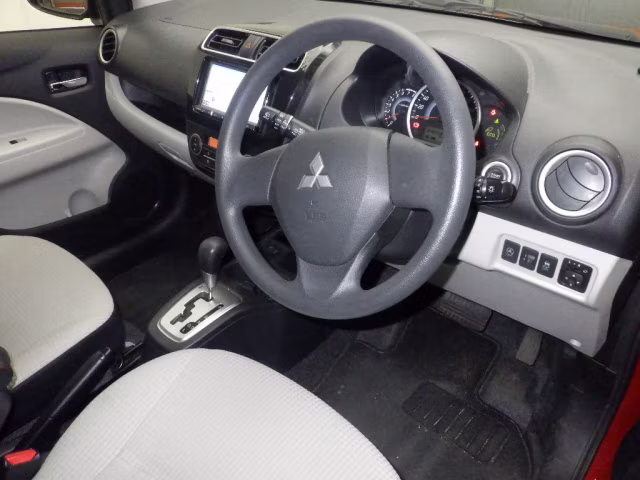 MITSUBISHI MIRAGE