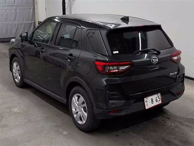 DAIHATSU ROCKY