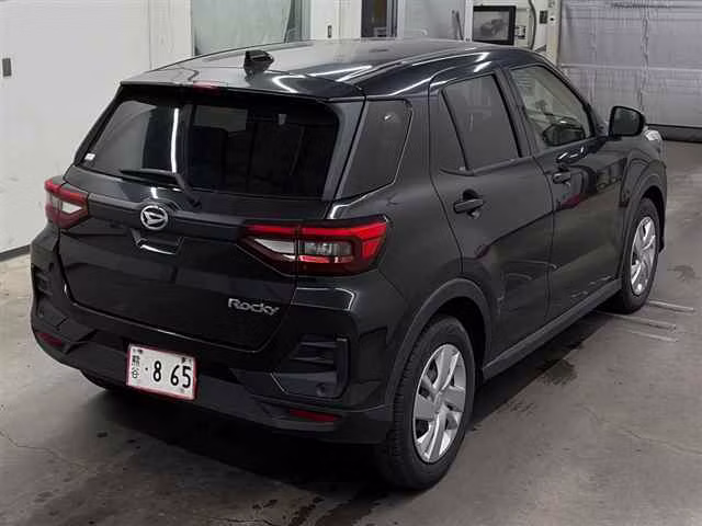 DAIHATSU ROCKY