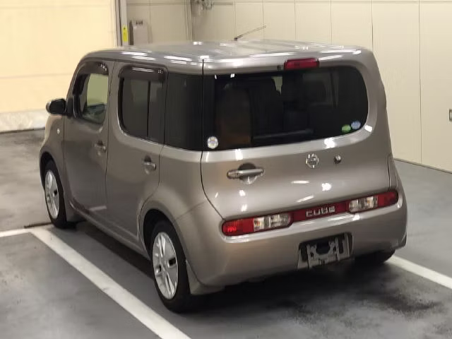 NISSAN CUBE