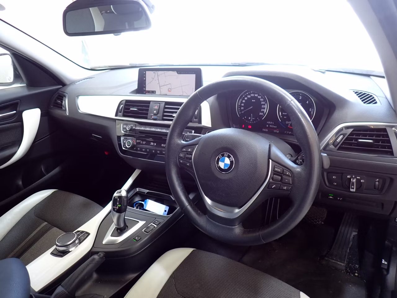 BMW 1-SERIES