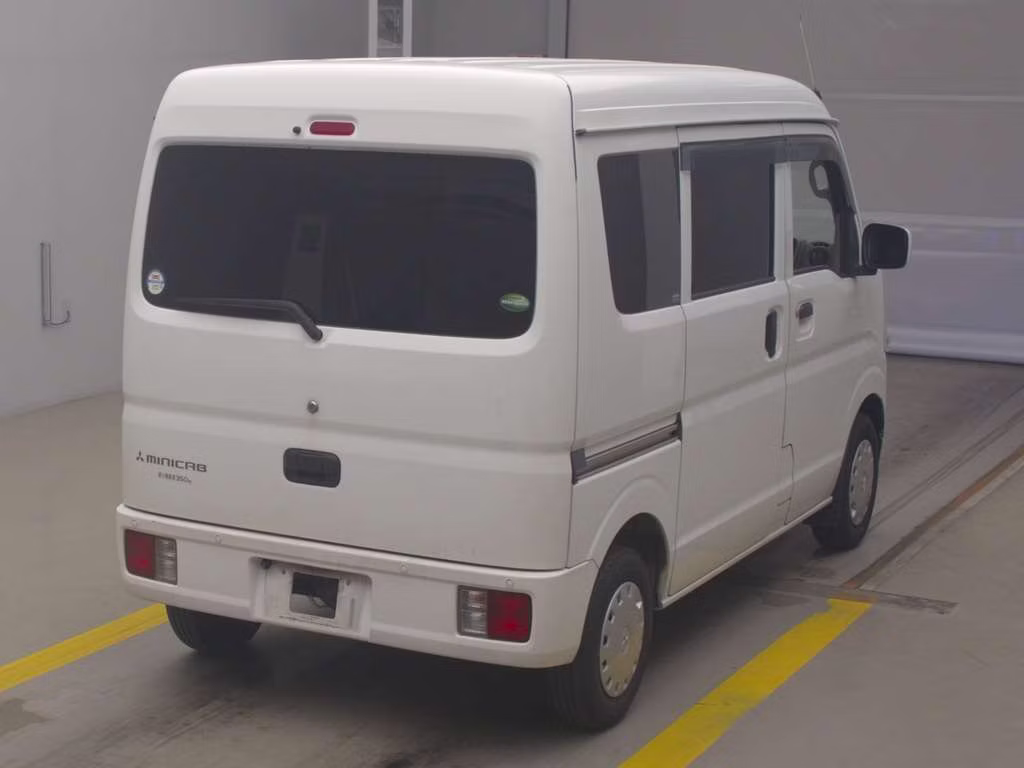 MITSUBISHI MINICAB