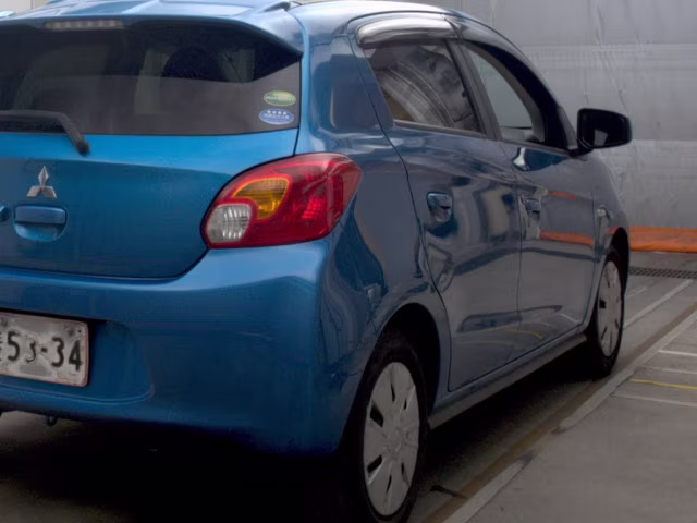 MITSUBISHI MIRAGE