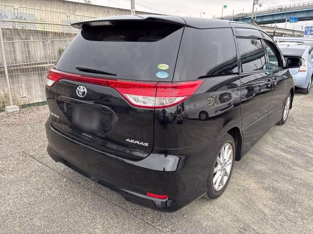 TOYOTA ESTIMA