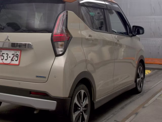 MITSUBISHI EK X
