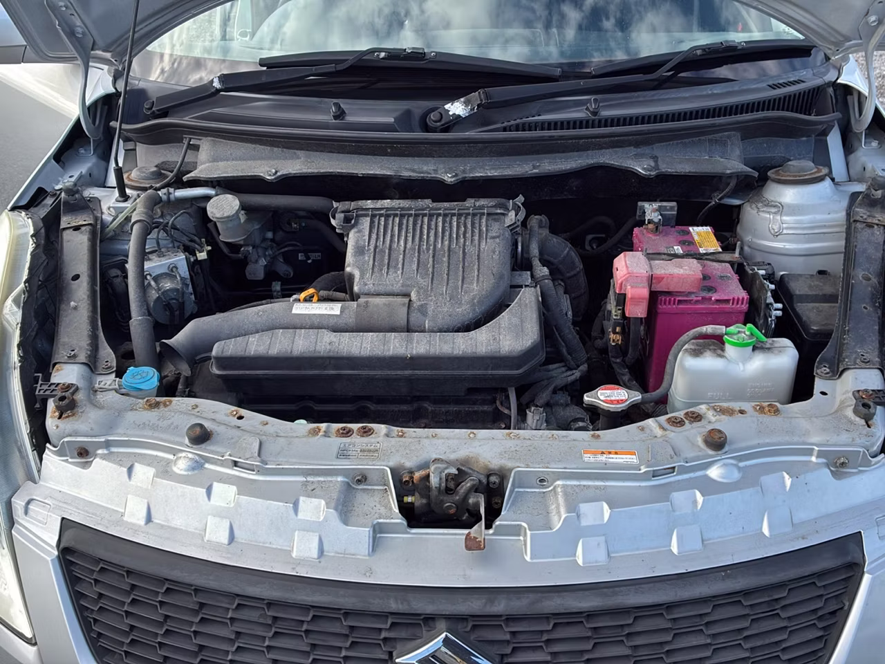 SUZUKI SWIFT