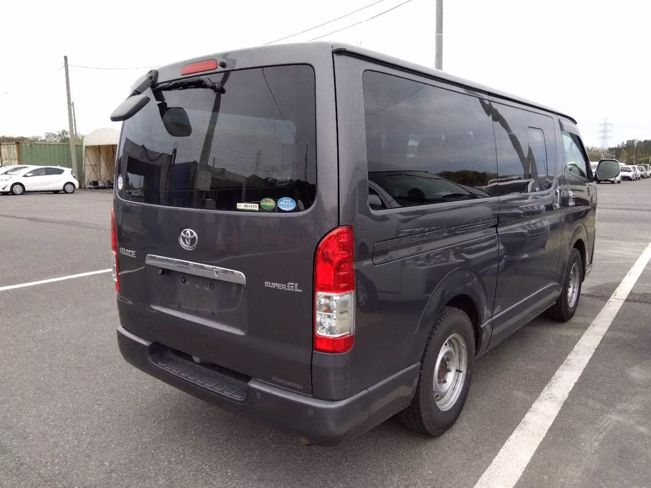 TOYOTA REGIUS ACE