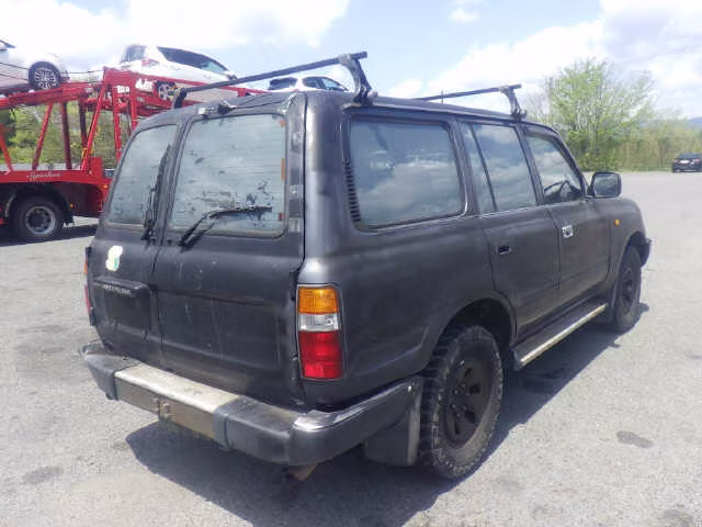 TOYOTA LAND CRUISER