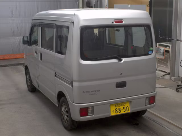 MITSUBISHI MINICAB