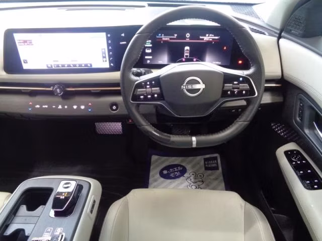 NISSAN ARIYA