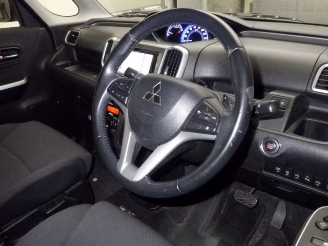 MITSUBISHI DELICA D:2