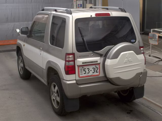 MITSUBISHI PAJERO MINI