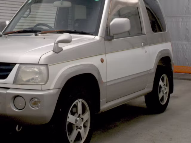 MITSUBISHI PAJERO MINI