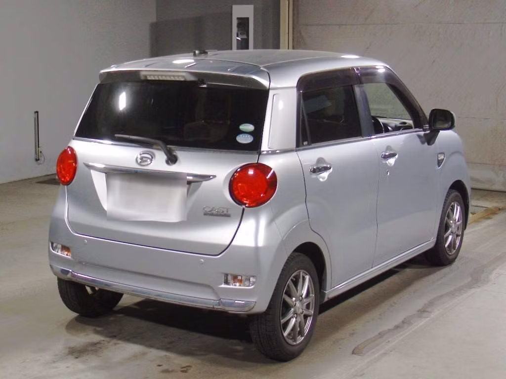 DAIHATSU CAST