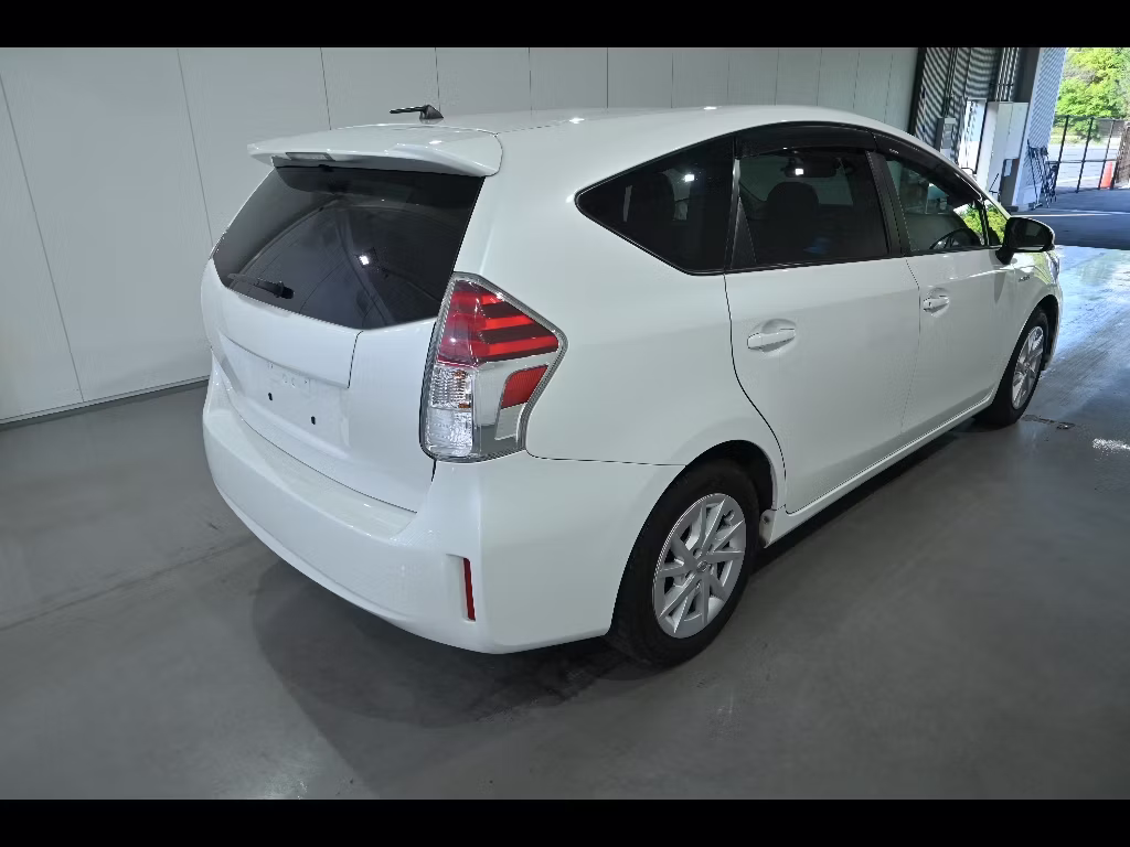 DAIHATSU MEBIUS