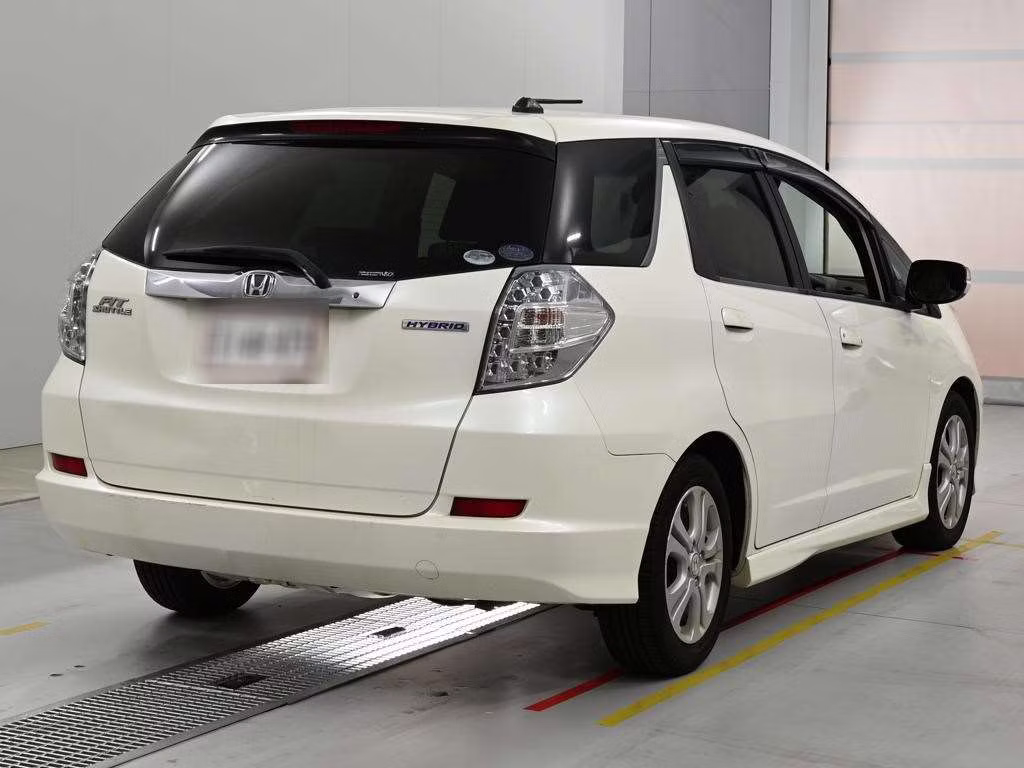 HONDA FIT SHUTTLE