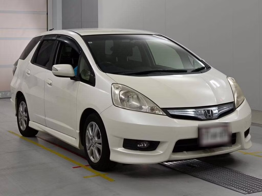 HONDA FIT SHUTTLE