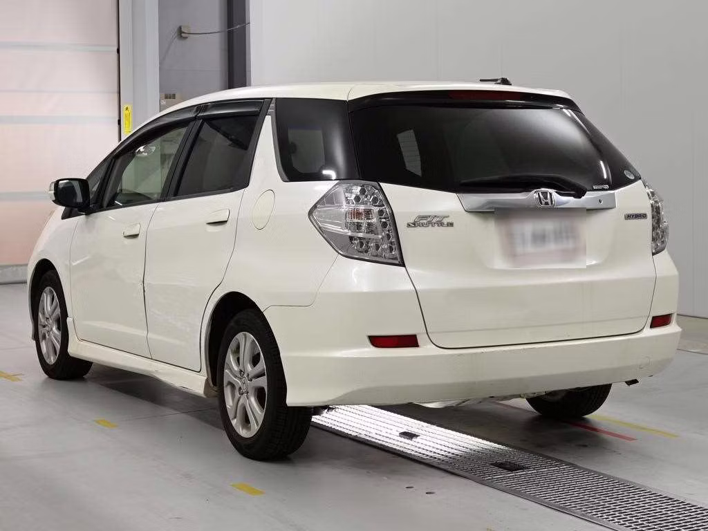HONDA FIT SHUTTLE