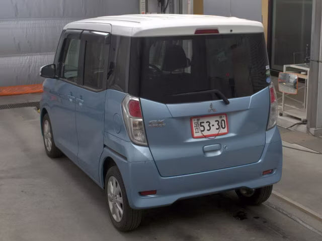 MITSUBISHI EK SPACE