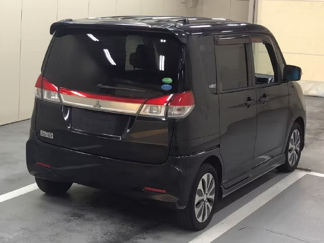 MITSUBISHI DELICA D:2