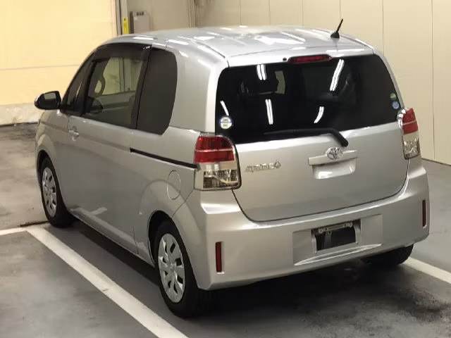 TOYOTA SPADE